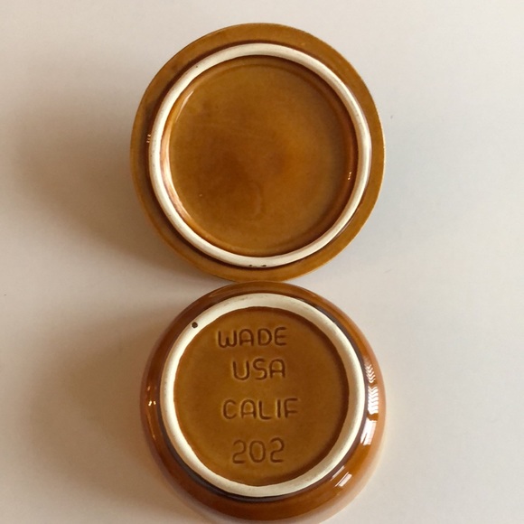 VTG Art Pottery Red Apple Caramel Ceramic Casserole Dish & Lid Made in U.S.A. - Picture 5 of 8